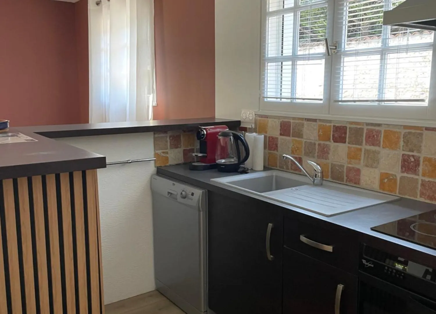 Appartement Appart. bas de villa de 50m2 avec parking privatif La Ciotat