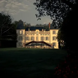 https://chateau-de-la-bousquetarie.midi-pyreneeshotels.com