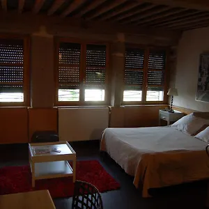 https://hotel-de-la-tour-saint-etienne.hotels-rhonealpes.com