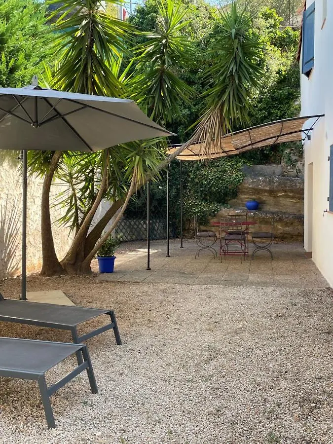 Casa Di Como La Ciotat Francie